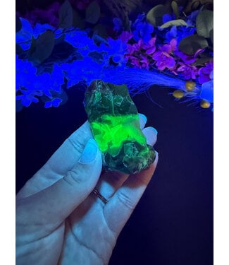 Fluorescent Agate Freeform #26, 82.85gr