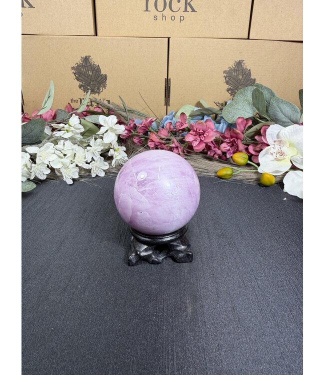 Kunzite Sphere #4, 67.1mm, 496gr
