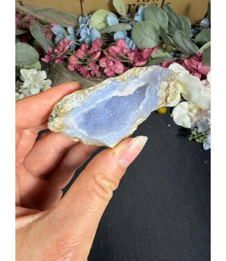 Blue Lace Agate Raw Geode #690, 62gr