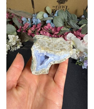 Blue Lace Agate Raw Geode #724, 216gr