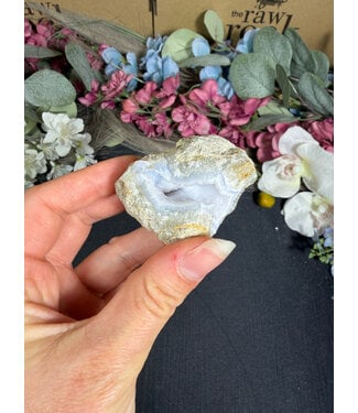 Blue Lace Agate Raw Geode #682, 84gr