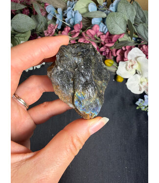 Small Rough Labradorite #65, 110gr