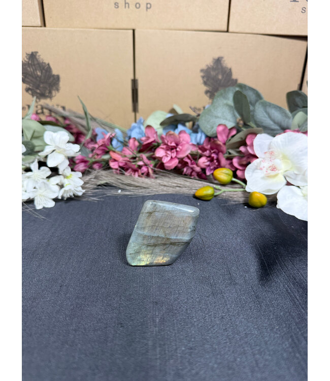 Labradorite Freeform #155, 100gr