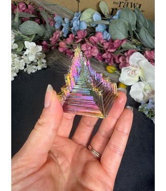 Rainbow Bismuth Tower #512, 104gr