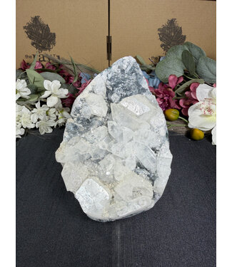Apophyllite Specimen #1807, 852gr