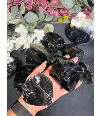 Rough Black Obsidian Size 3 [200-299gr]