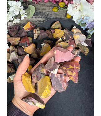 Rough Mookaite Jasper Size Small 500gr Bulk Pack