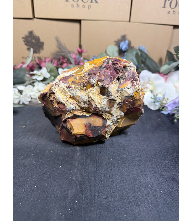 Rough Mookaite Jasper #20, 1900gr