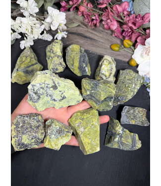 Rough Serpentinite Size 2 [100-199gr]
