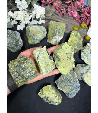 Rough Serpentinite Size 3 [200-299gr]