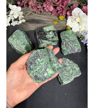 Rough Ruby Zoisite Size 4 [300-399gr]