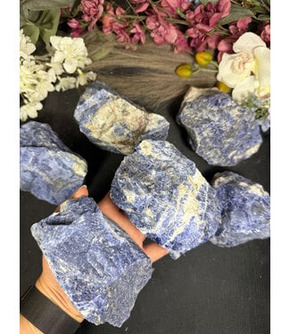 Rough Sodalite Size 6 [500-599gr]