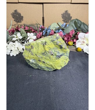 Rough Serpentinite #3, 892gr