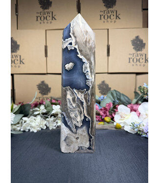 Fluorescent Agate Tower #69, 1228gr