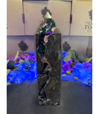 Fluorescent Agate Tower #67, 1626gr