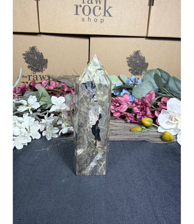 Fluorescent Agate Tower #53, 356gr