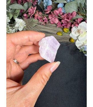 Rough Kunzite Piece #229, 22gr