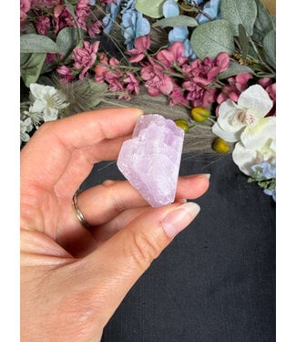 Rough Kunzite Piece #228, 40gr