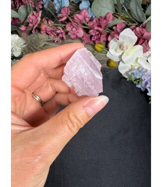 Rough Kunzite Piece #226, 24gr