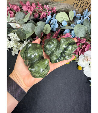 Green Jade Bulbasaur Carving, Pokémon Carving