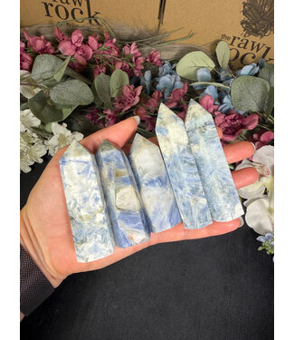 Kyanite Point, Size Large [75-99gr]