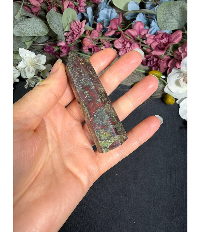 Dragon Blood Jasper/Dragon Bloodstone Point, Size Medium [50-74gr]