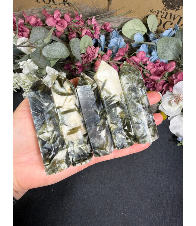 Green Tourmaline Point, Size Large [75-99gr]