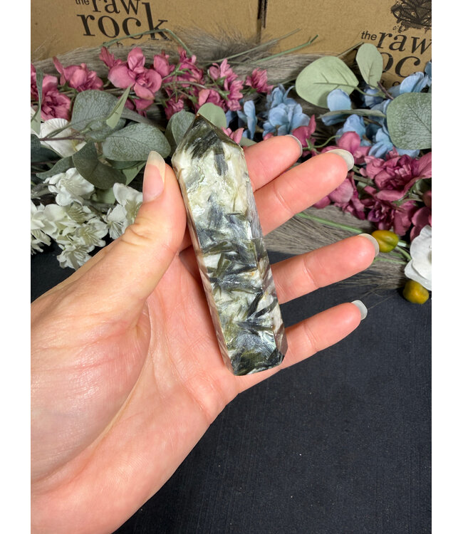 Green Tourmaline Point, Size X-Large [100-124gr]