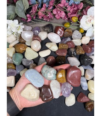 Mixed Tumbled Stones, Polished Random Mixed; 1 sizes available, bulk only