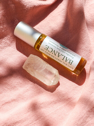 EARTH PRODUCTS NATURAL ROLL ON PERFUME