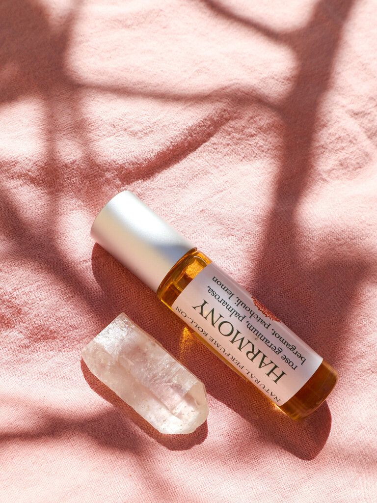 EARTH PRODUCTS NATURAL ROLL ON PERFUME