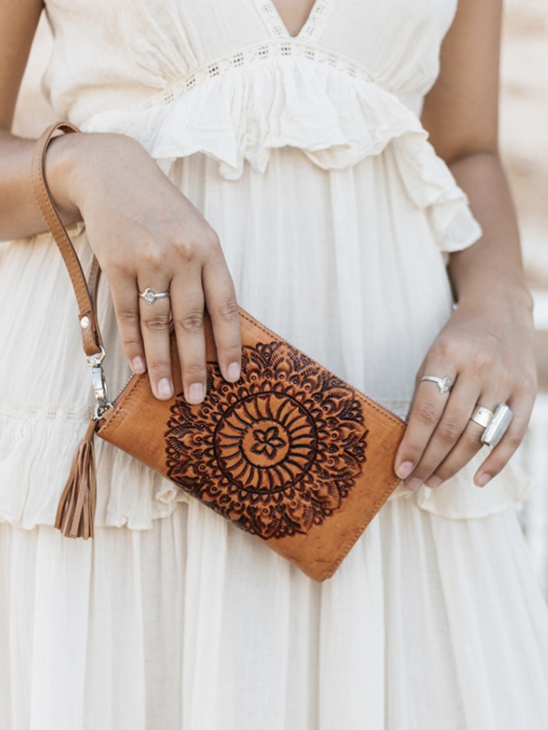 Shoe Shu BOHO MANDALA ZIP ROUND WALLET