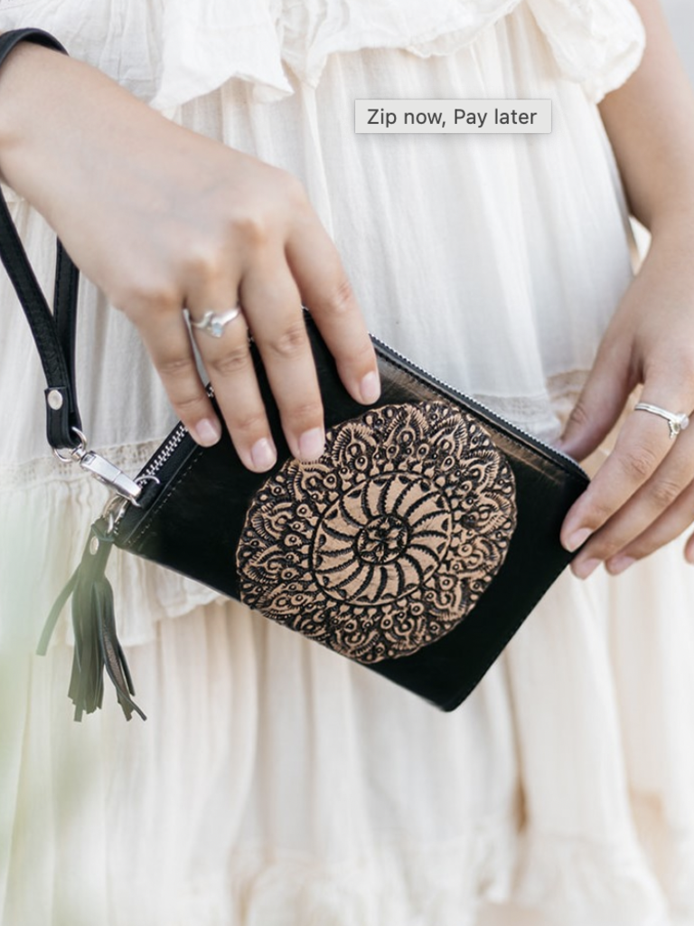 Shoe Shu BOHO MANDALA ZIP ROUND WALLET
