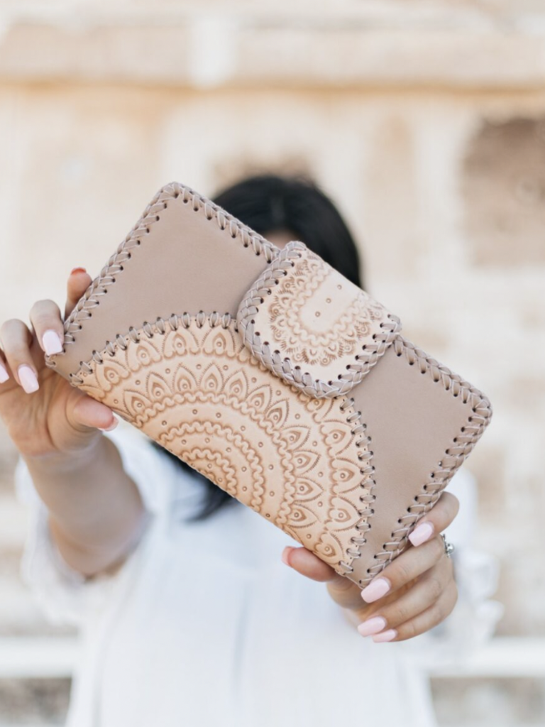 Shoe Shu BOHO MANDALA CLUTCH