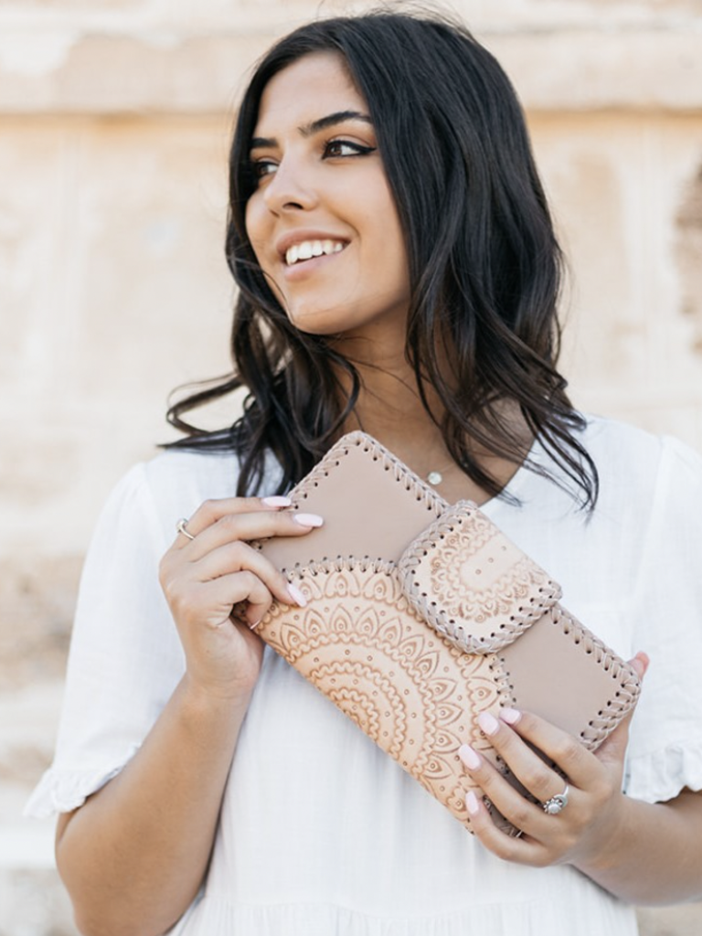 Shoe Shu BOHO MANDALA CLUTCH