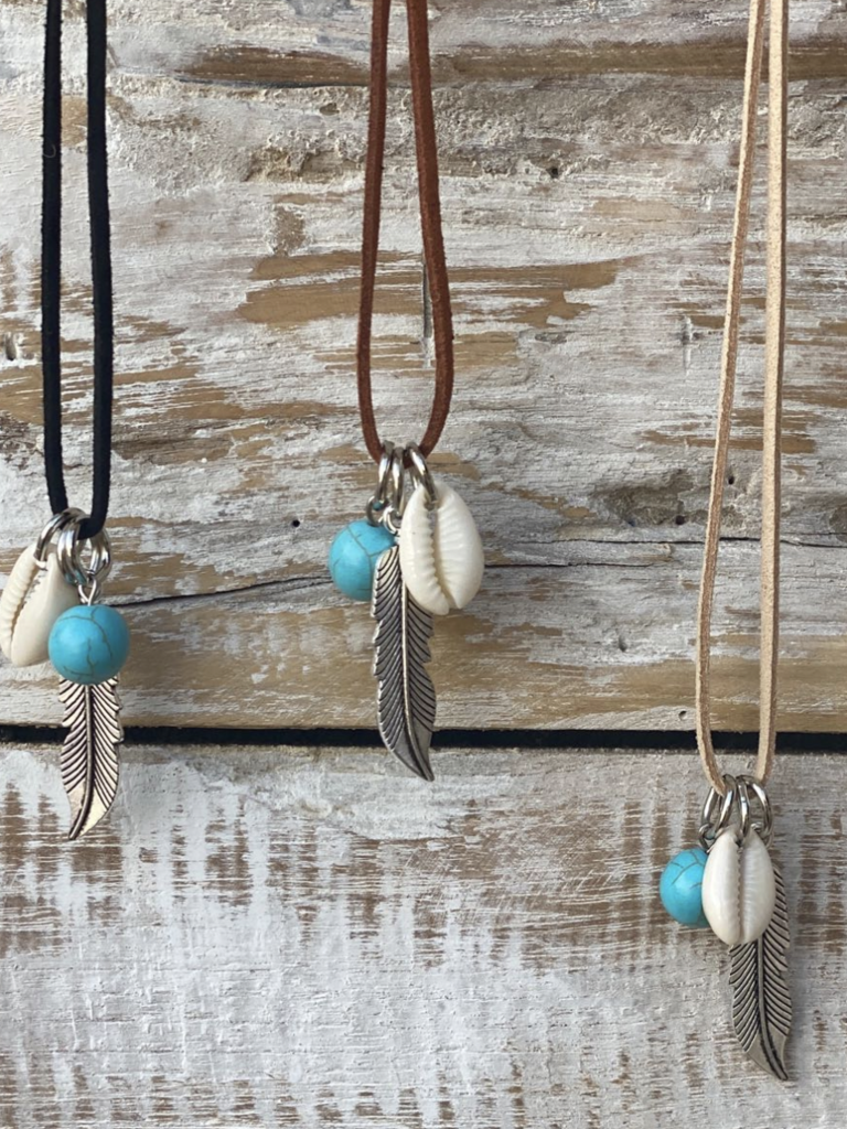 Naked Gypsy INDI BOHO FEATHER & SHELL NECKLACE