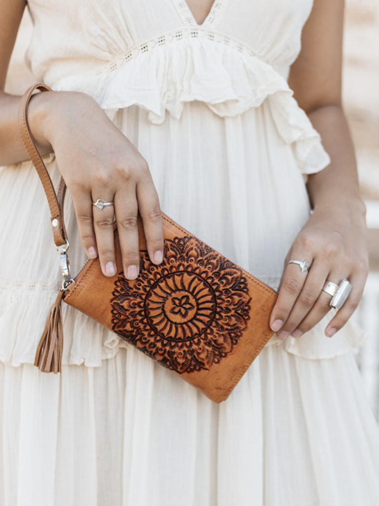 Shoe Shu BOHO MANDALA ZIP ROUND WALLET