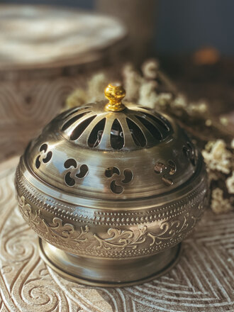 Naked Gypsy INCENSE COIL BURNER