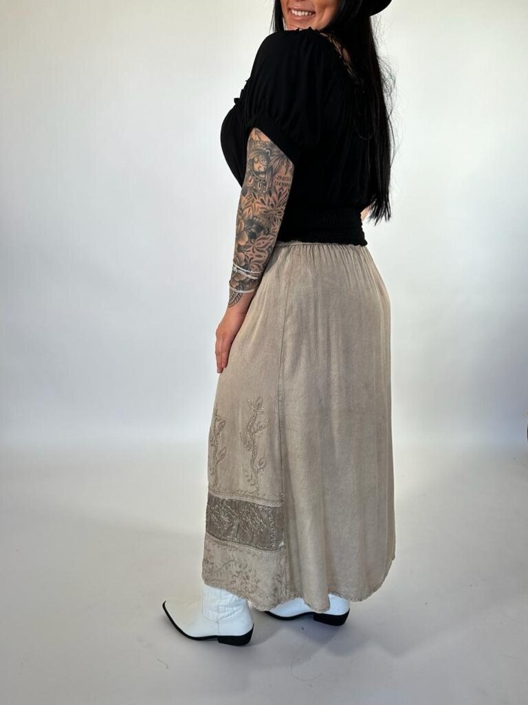 Naked Gypsy MALINA EMBROIDERED VINTAGE CREAM MAXI SKIRT