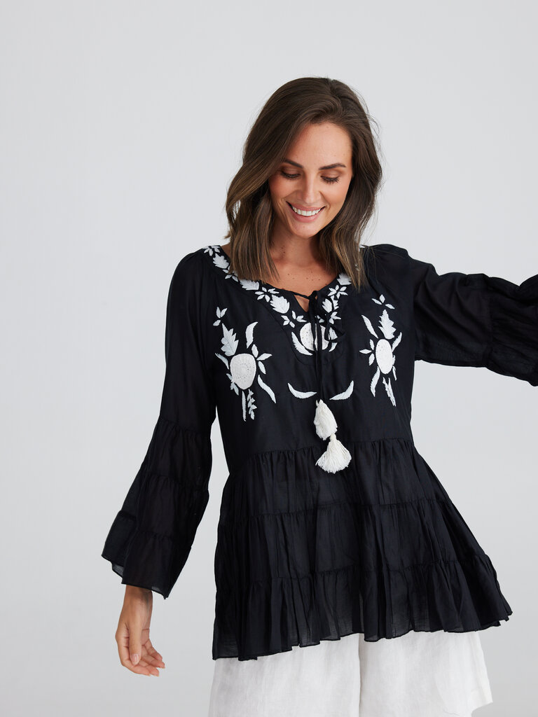 Holiday JAMAICA EMBROIDERY BLACK TOP