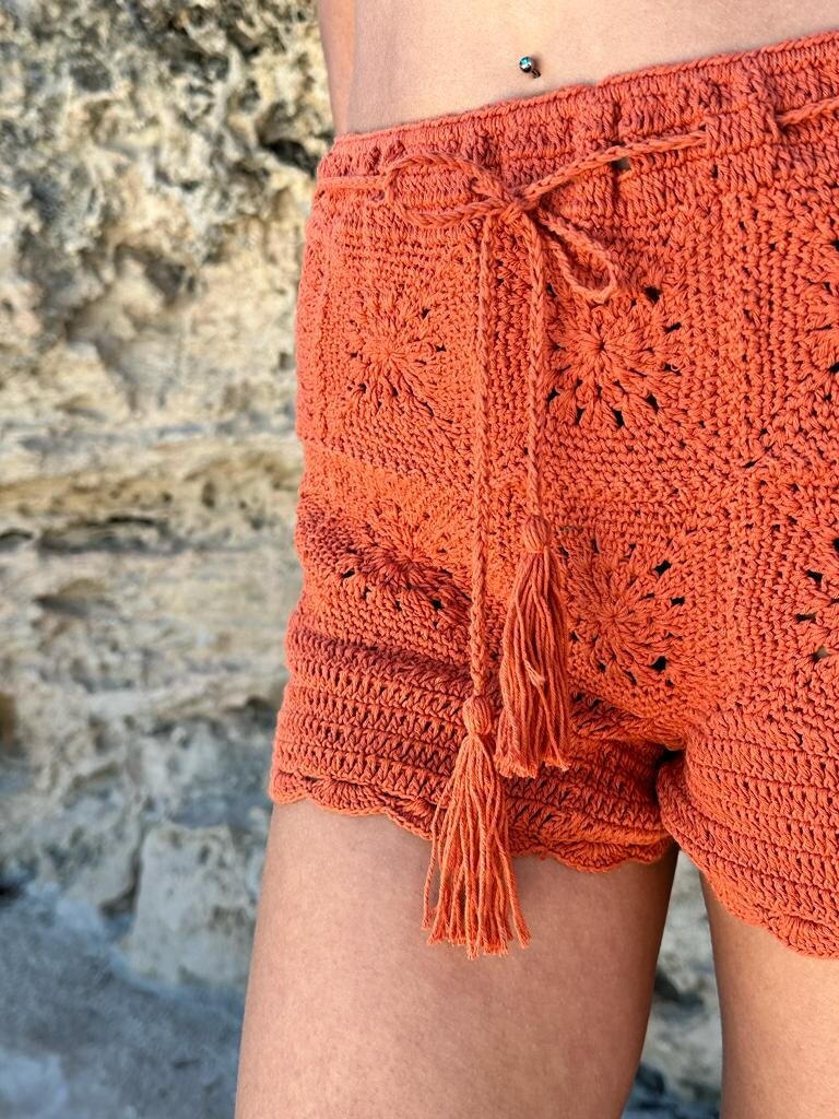 Naked Gypsy BODHI CROCHET SHORTS RUST