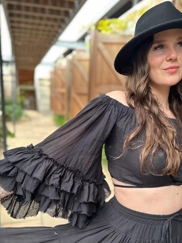 RIO RUFFLE OFF THE SHOULDER BLACK