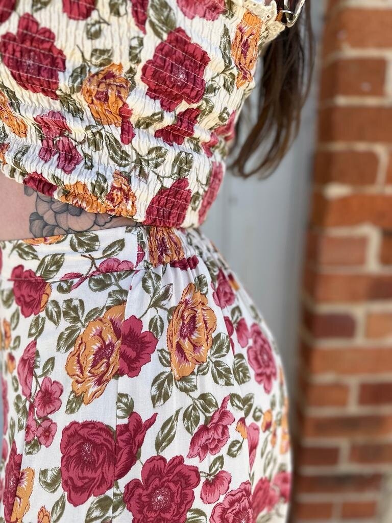 Salty Bright MAY VINTAGE ROSES TOP