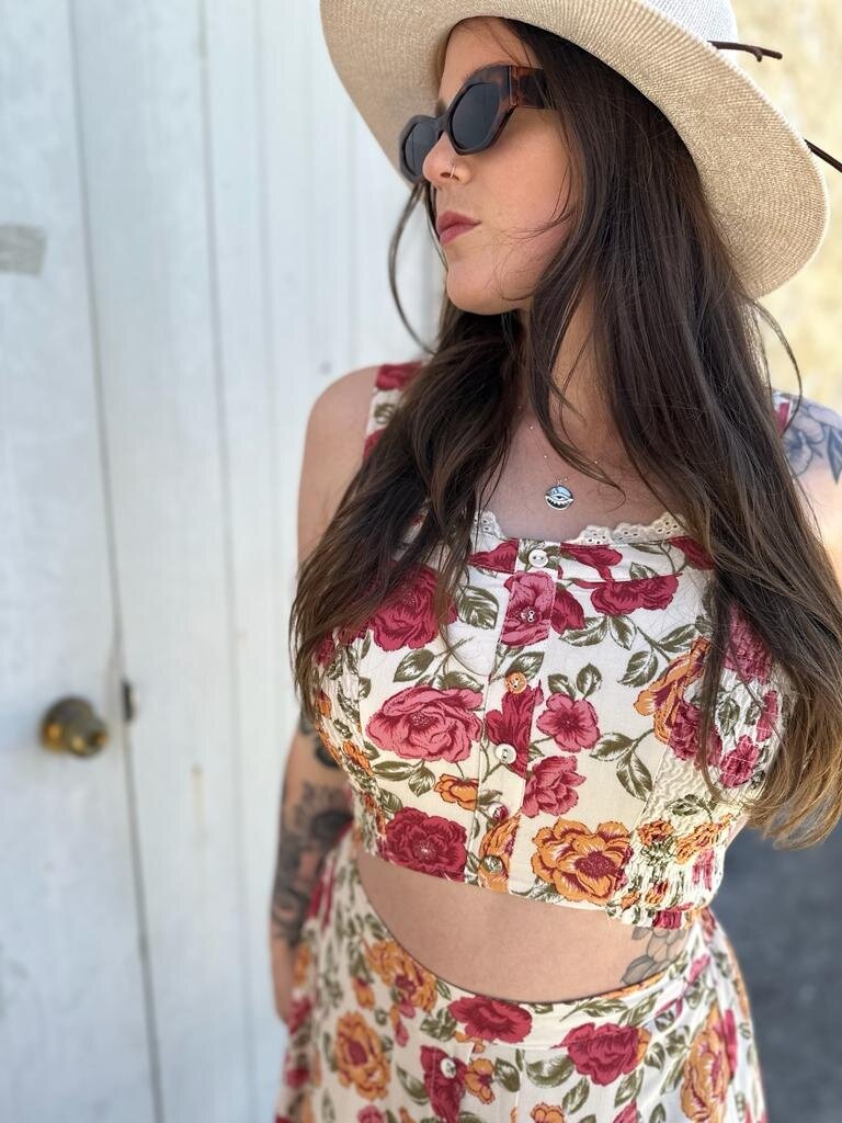 Salty Bright MAY VINTAGE ROSES TOP