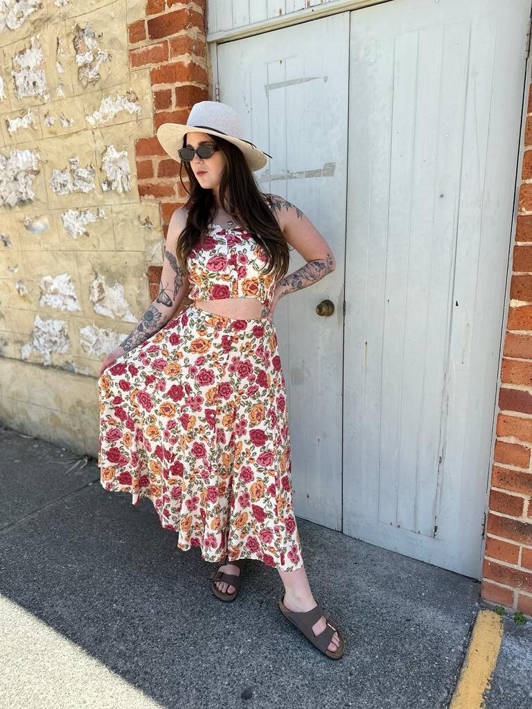 Salty Bright MAY VINTAGE ROSES TOP