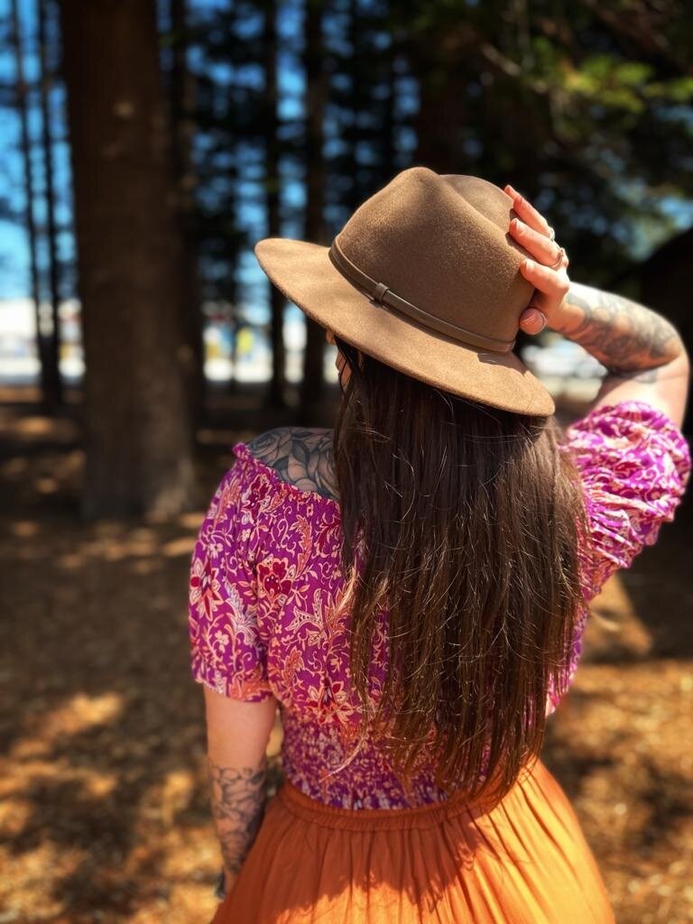 Honey & Stone Co AVA MAGENTA HAZE CROP