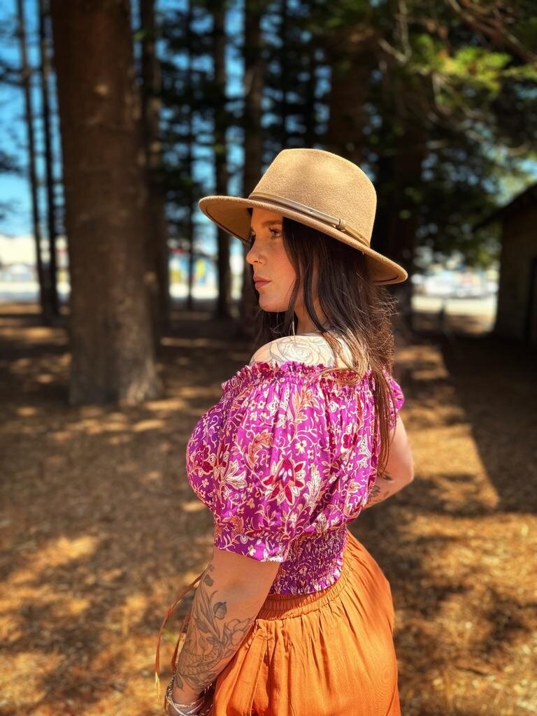 Honey & Stone Co AVA MAGENTA HAZE CROP