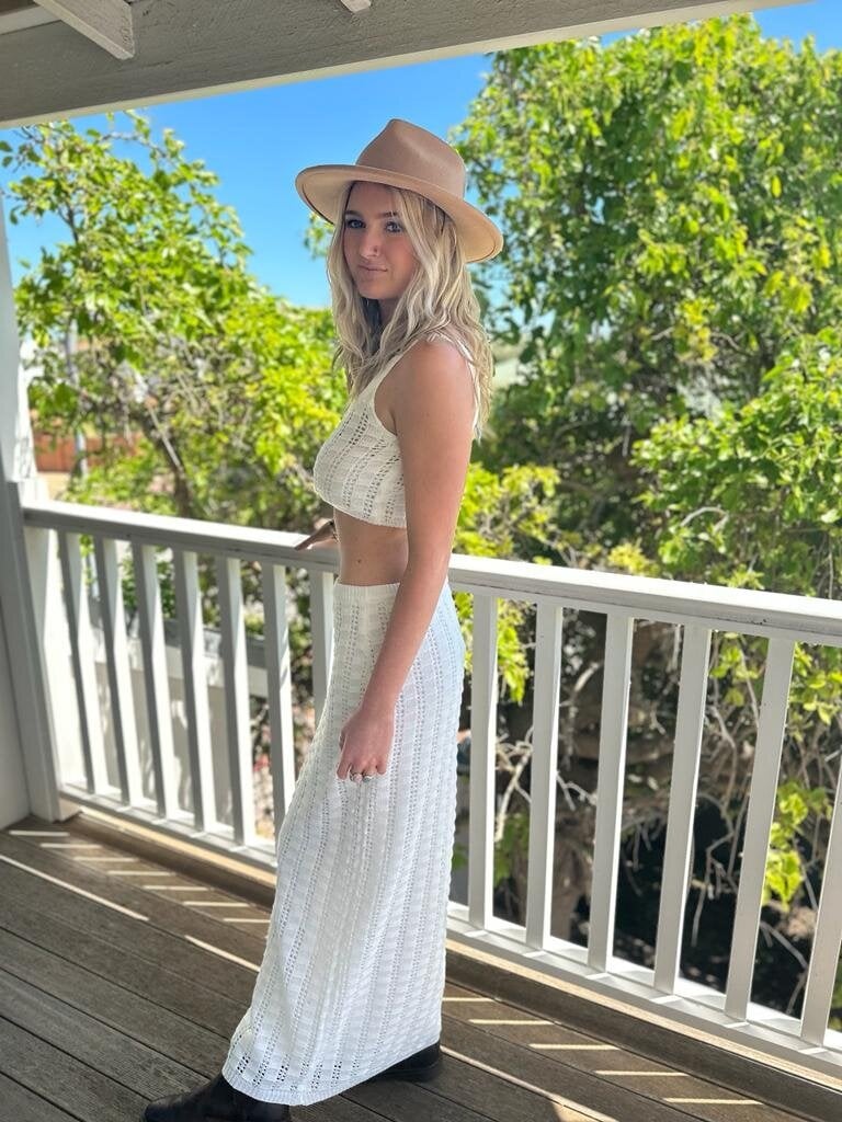 KNITTED CROP TOP WHITE