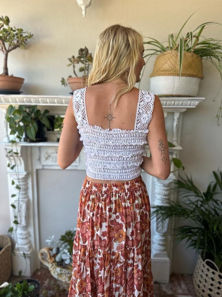 SHIRRED LACE TOP WHITE