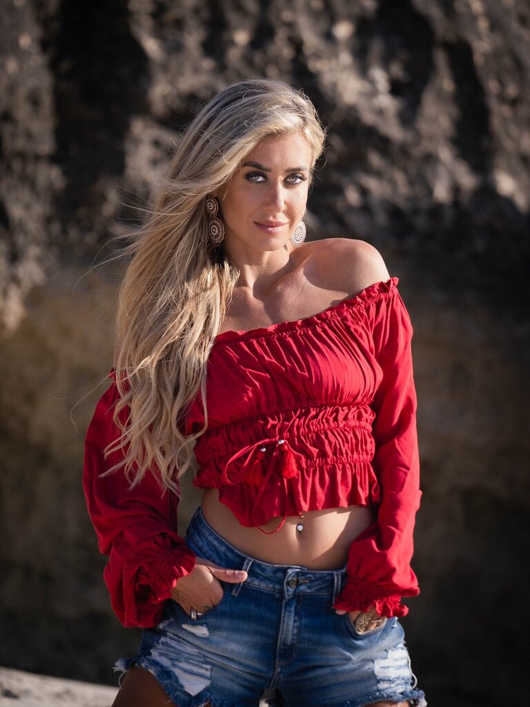 Honey & Stone Co MOLLY CHRISTMAS TOP